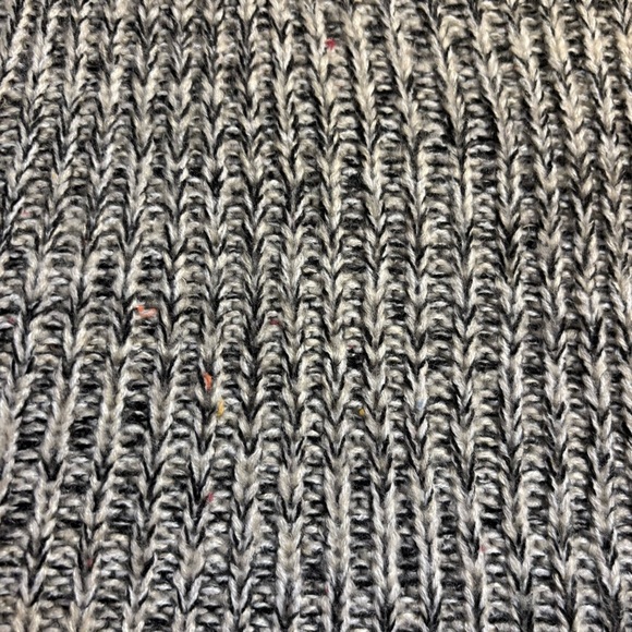 Romeo & Juliet Couture Sweater Large Black and Cream Mock Turtleneck Knit Cozy - Picture 13 of 16